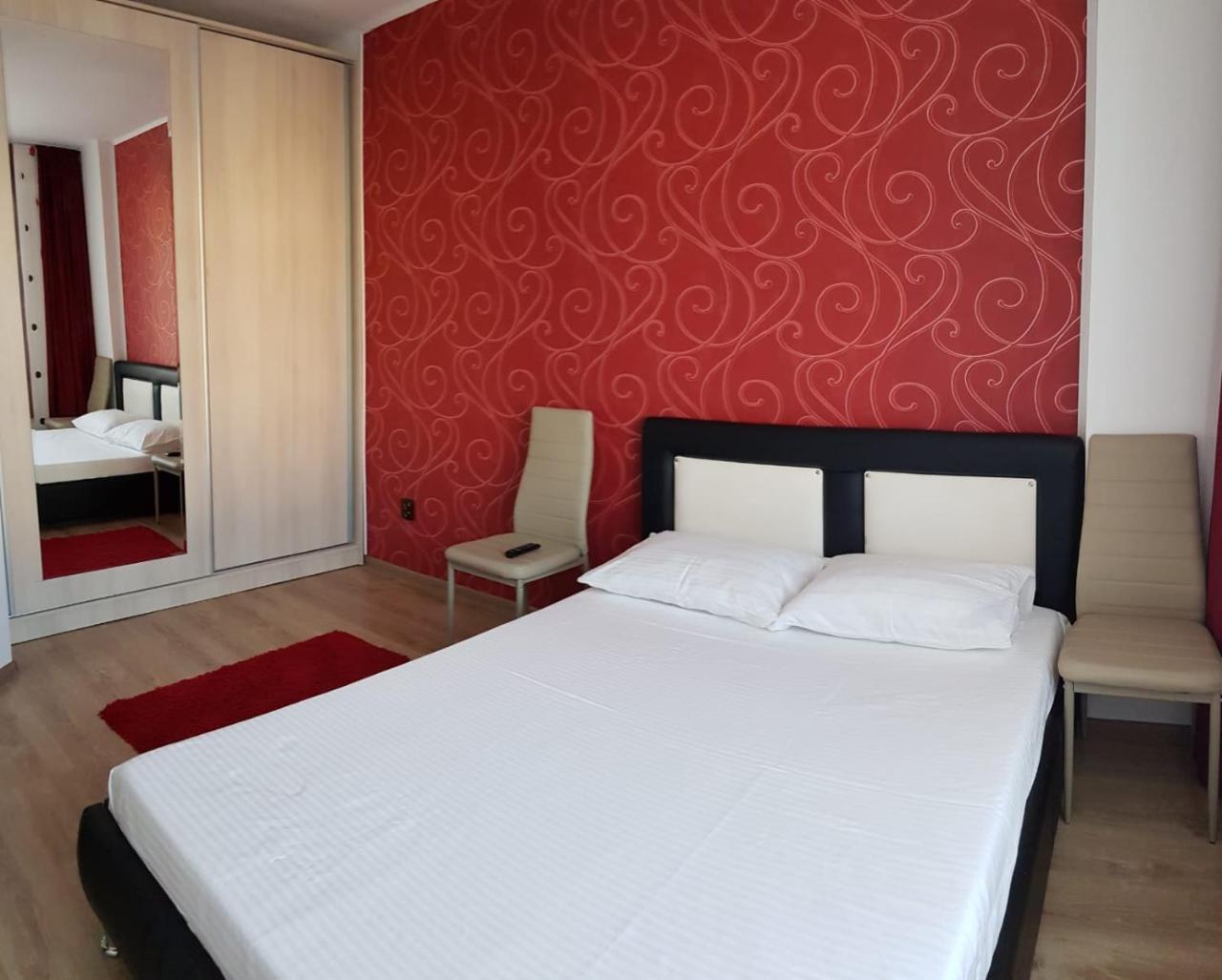 Apartament Posada Curtea de Argeş Esterno foto
